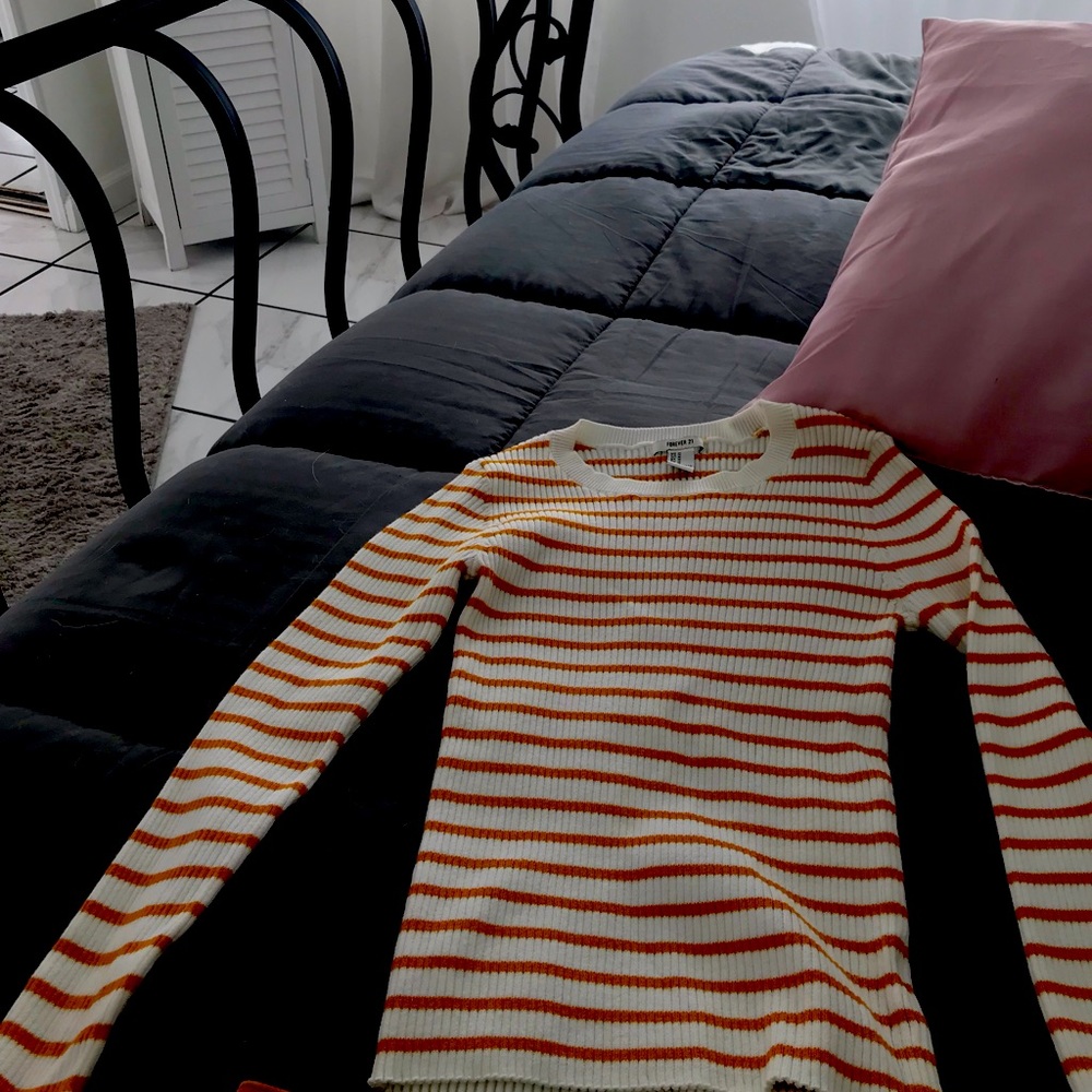 Skirt and shirt both medium, like new never used